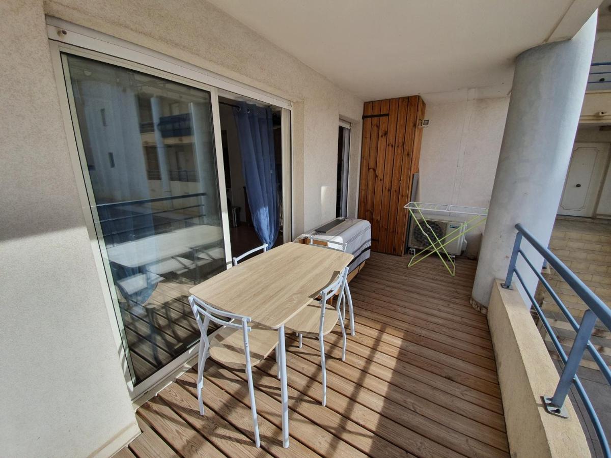 Studio Royale Marine Fréjus Exterior foto
